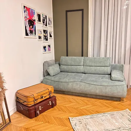 Mirvana Heritage Old Town Apartament *