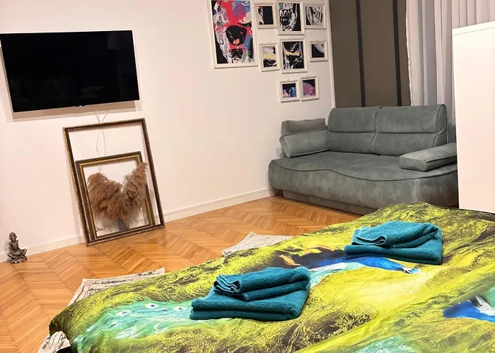 דירה Mirvana Heritage Old Town *