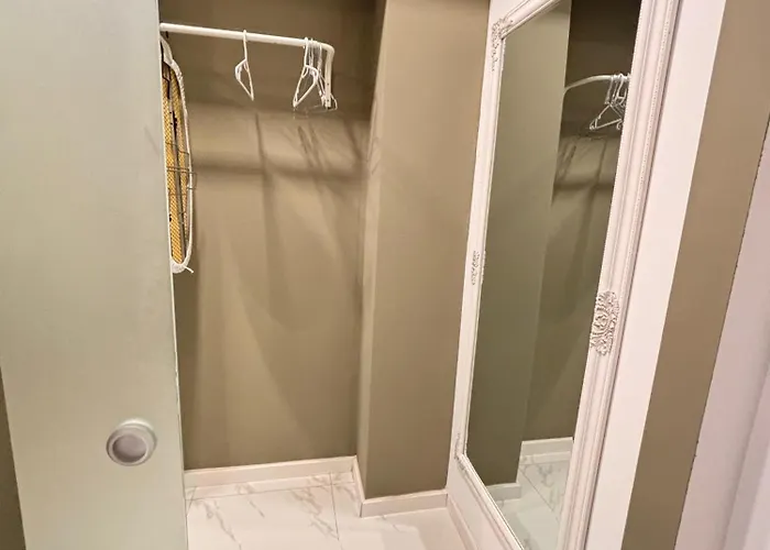 Mirvana Heritage Old Town דירה